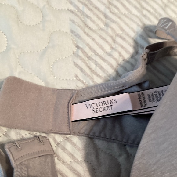 VS Perfect Shape Push-Up T-Shirt Bra - Picture 3 of 4